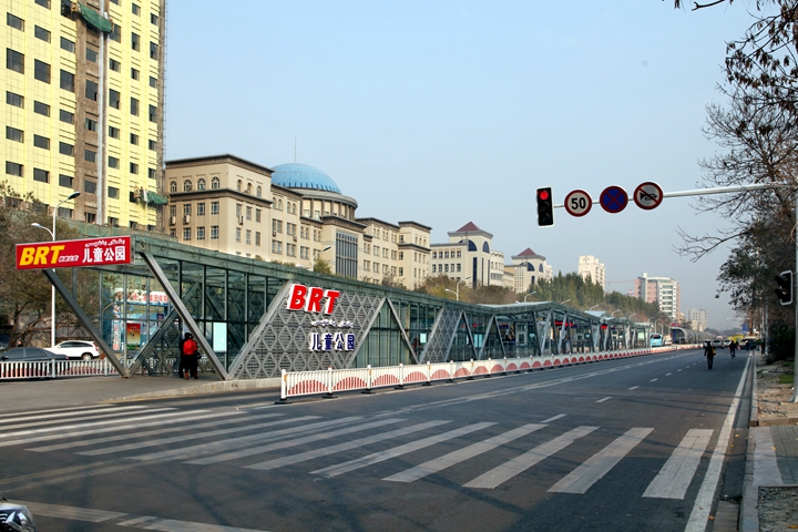 烏魯木齊市快速公交系統BRT1號線工程